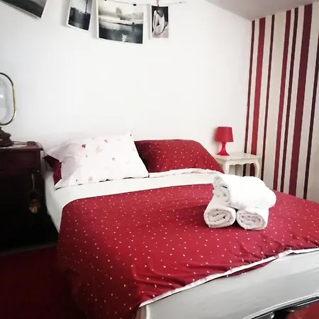 Vintage Art Apartment