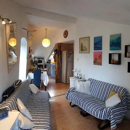 Vintage Art Apartment Split