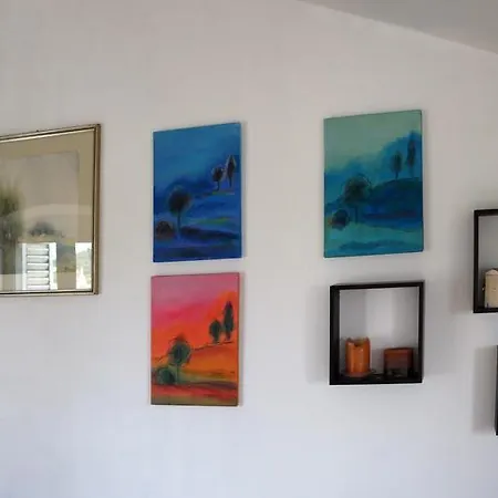 Apartment Vintage Art *