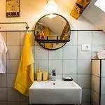 Apartman Vintage Art *